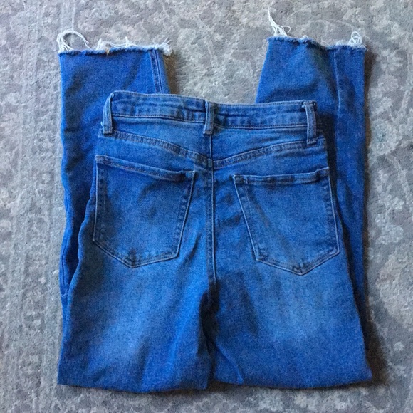 Vanilla Star Real Cheeky Distressed Jeans NWOT, button fly 28/7 - Picture 3 of 6